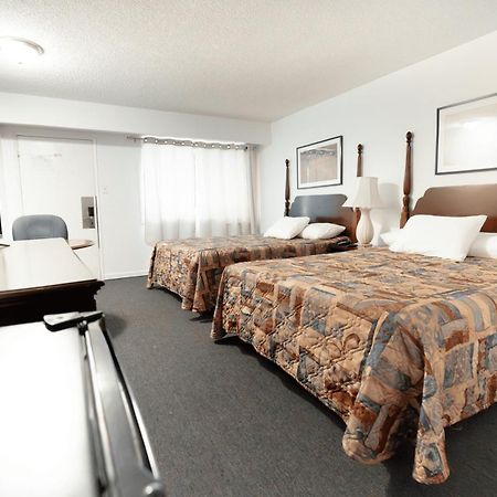 Midtown Inn Саскатун Екстериор снимка